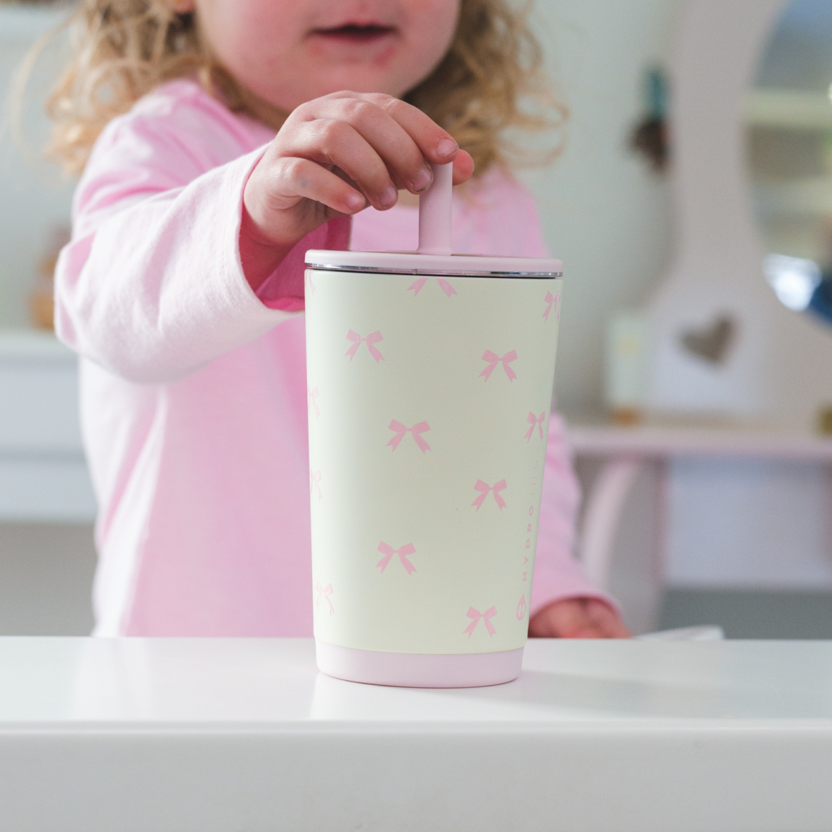 bows-14oz-415ml-r4 EverydayTumbler-Bows-WPI_1.png
