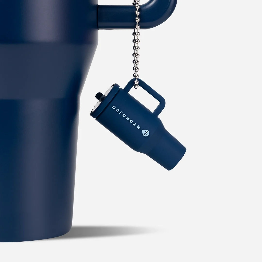traveler-keychain-w3 Web-TravelerKeychainPhotos-Navy2.webp